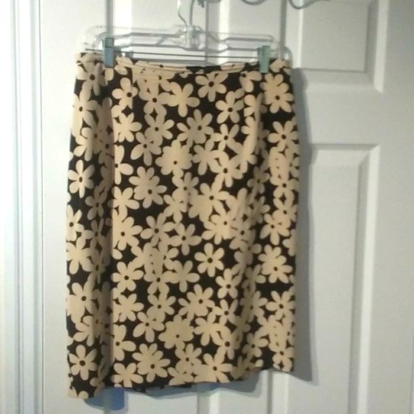 Silk skirt - Picture 1 of 2